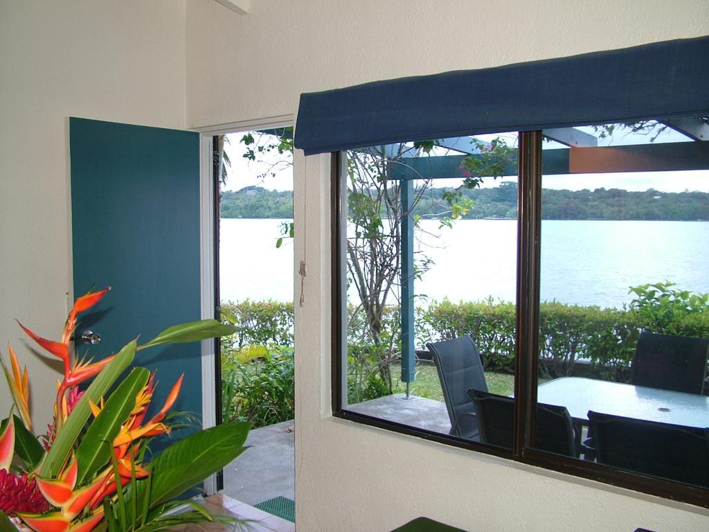 Pacific Lagoon Apartments Πορτ Βίλα Δωμάτιο φωτογραφία